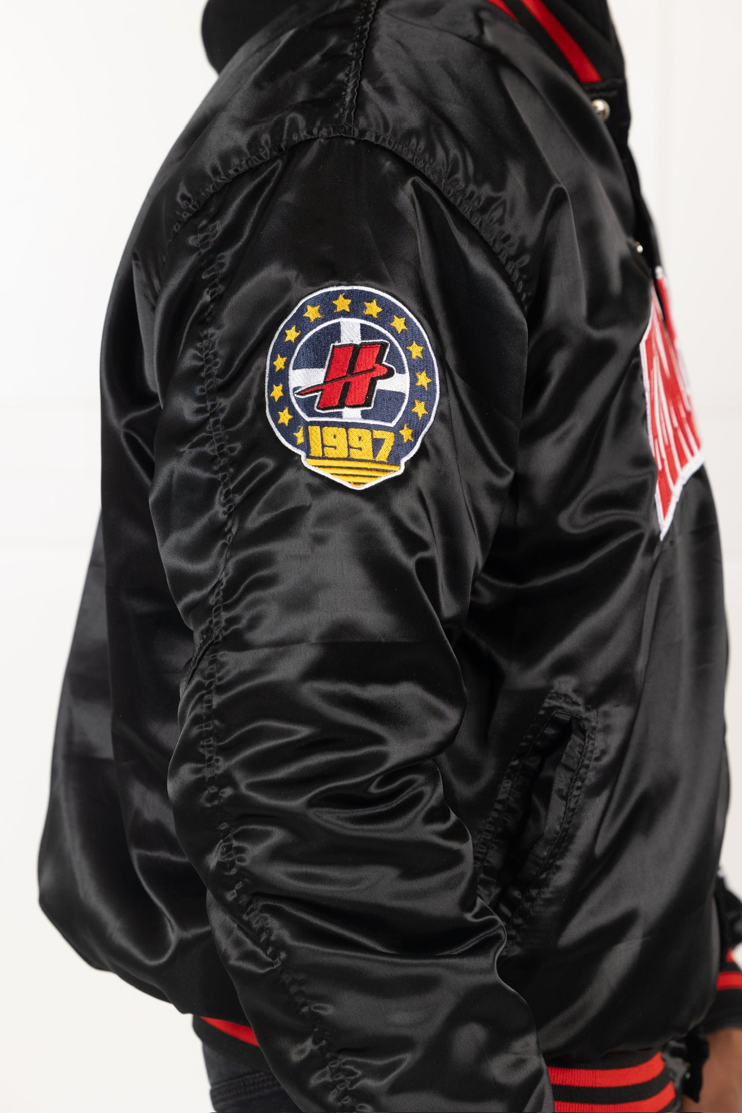 HOMETEAM VARSITY JACKET BLACK